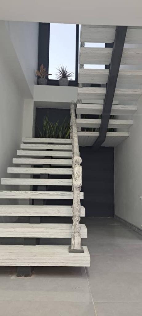 ویلای مدرن استخردار روف گاردن سیسنگان