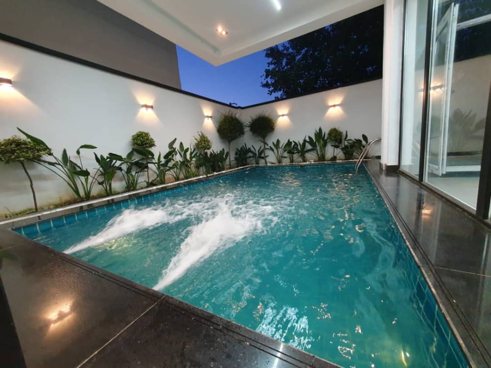 ویلای مدرن لوکس تریبلکس ۳۰۳ متر زمین چلک