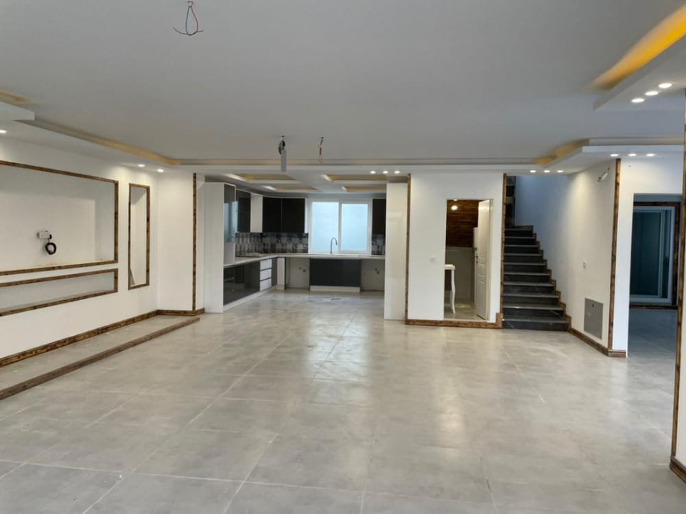 ویلا  استخردار  دوبلکس در رویان