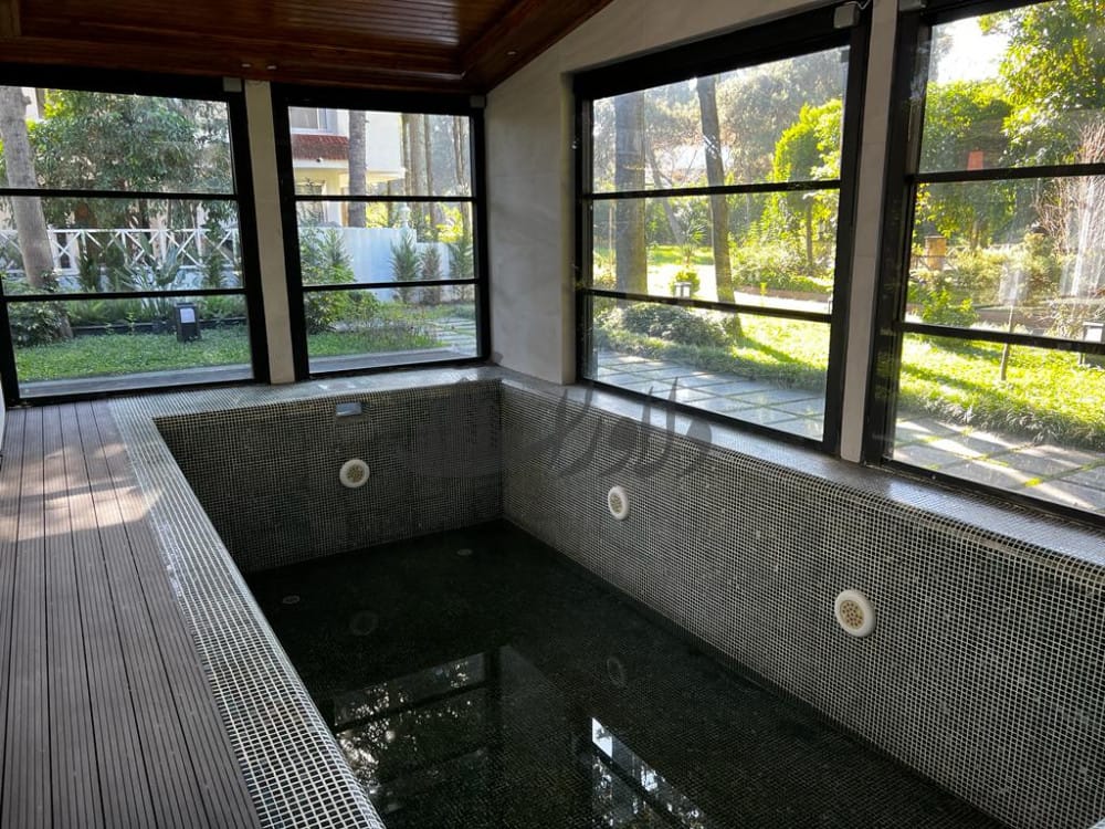 ویلای دریا کنار شهرکی 408 متری نوساز استخردار