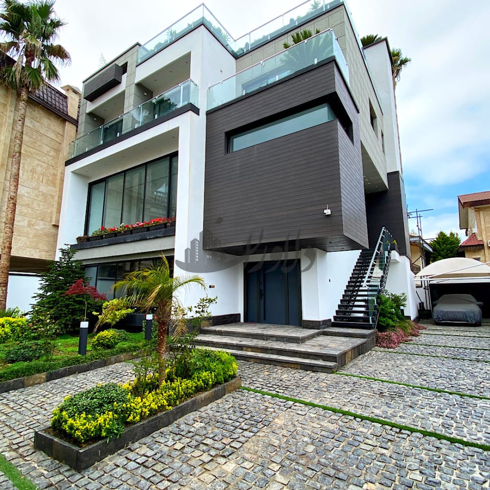 ویلای خوش ساخت با «آسانسور» آرام شمال