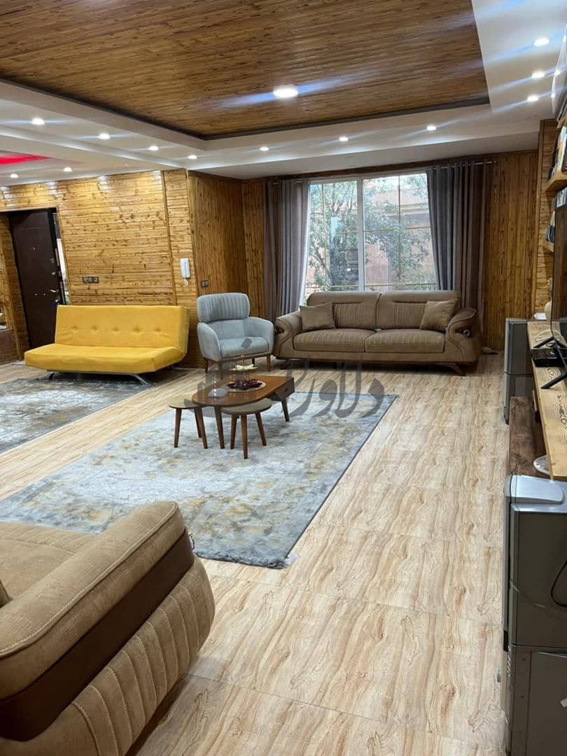 ویلا  باغ 1300 متری برای فروش با باغ مرکبات چاه آب