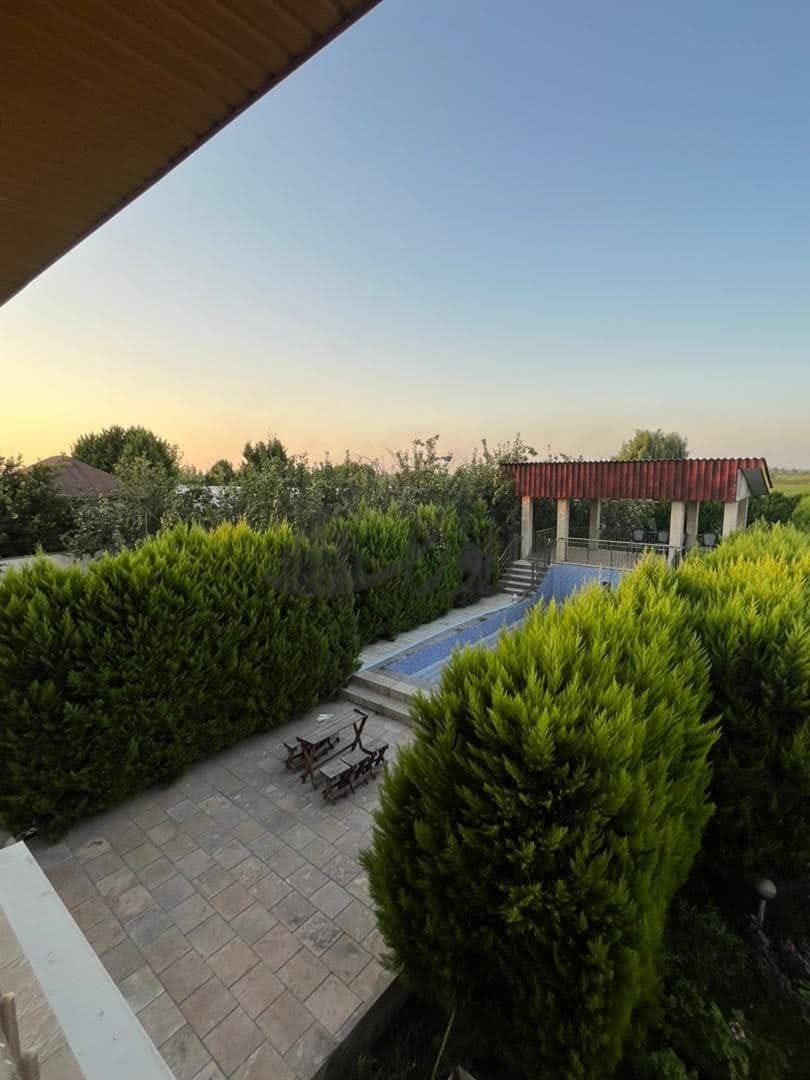 ویلا  باغ 1300 متری برای فروش با باغ مرکبات چاه آب