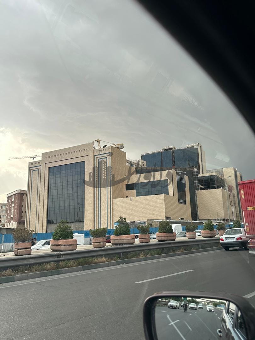 تهاتر واحد تجاری پروژه آبنوس در تهران با ویلای ساحلی و جنگلی