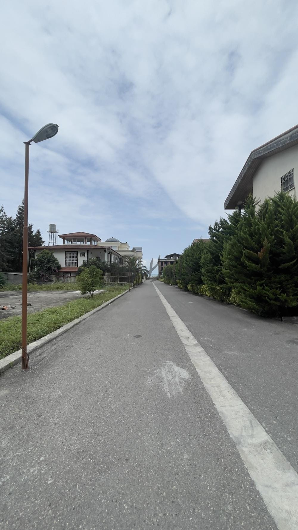 فروش و تهاتر ویلا باغ شهرک ساحلی ۱۵۰۰متری در چلندر