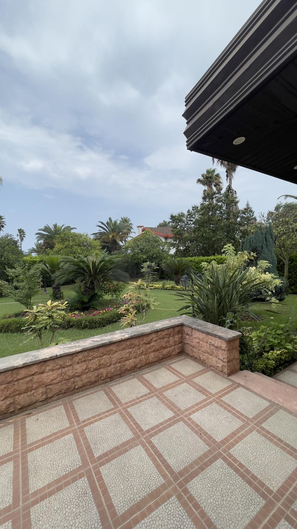 فروش و تهاتر ویلا شهرک ساحلی برند ۳۵۰متری در ایزدشهر