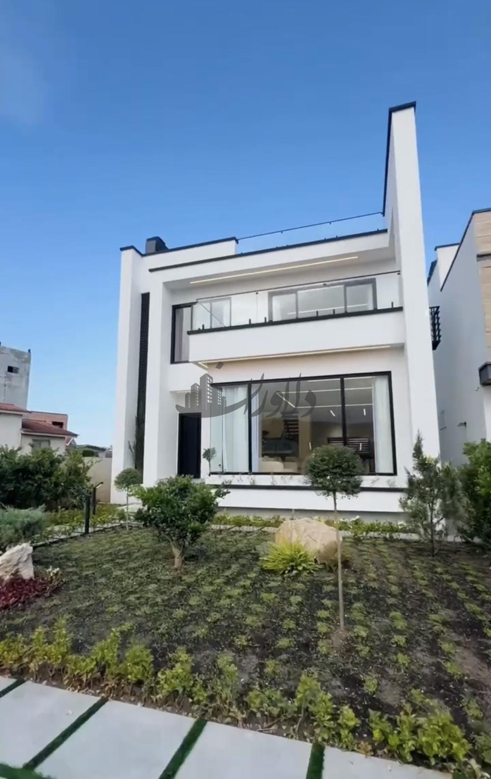 فروش ویلا مدرن دوبلکس شهرکی در رویان