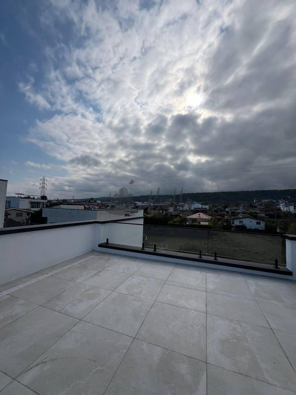 فروش ویلا مدرن دوبلکس شهرکی در رویان