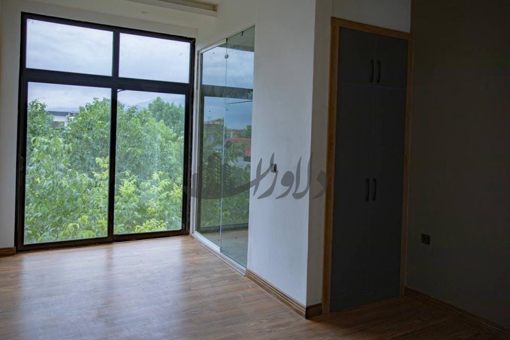 فروش ویلا شهرک برند جنگلی خیابان سی بن