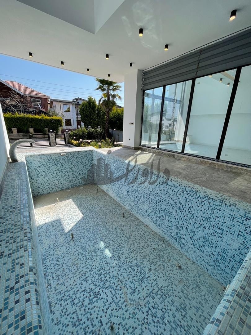 ویلا فروشی شهرکی وازیوار استخر دار