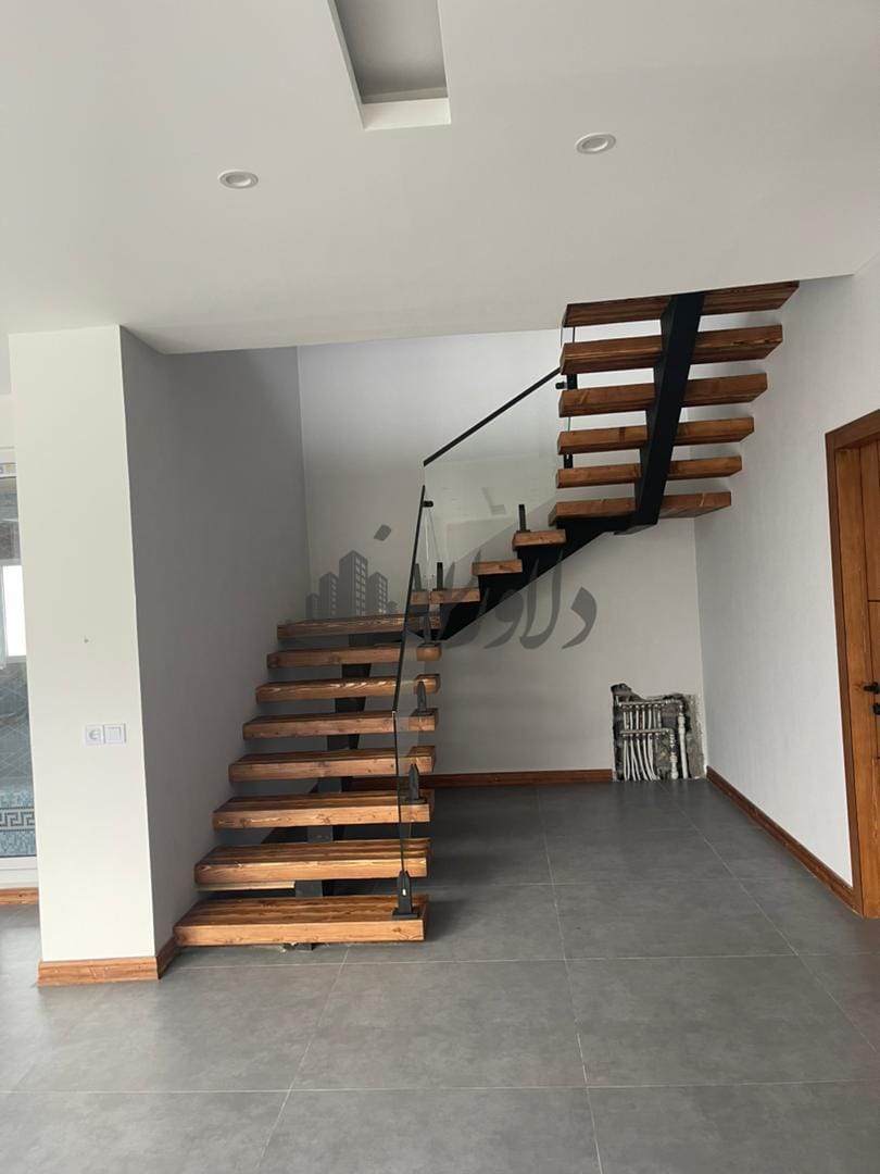 ویلایی با تمام امکانات در بهترین لوکیشن مدرن و خاص ونوش