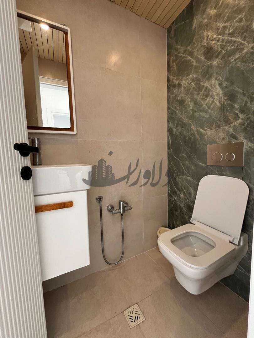 فروش و تهاتر ویلا استخردار شهرکی ۳۰۰متری در ایزدشهر