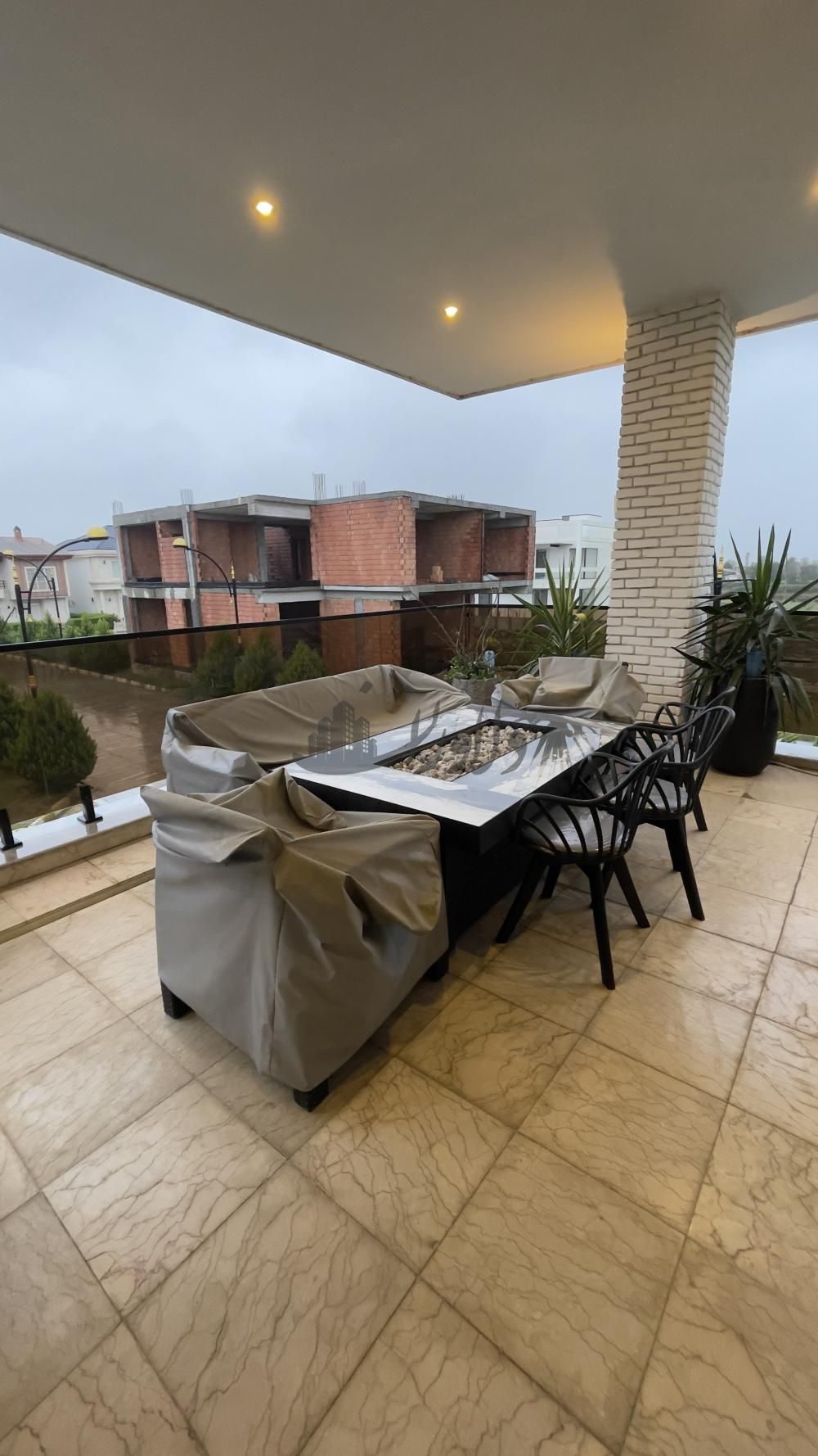 فروش و تهاتر ویلای نوساز شهرکی۳۰۰متر سنددار در ایزدشهر فروش و تهاتر ویلای نوساز شهرکی۳۰۰متر سنددار در ایزدشهر