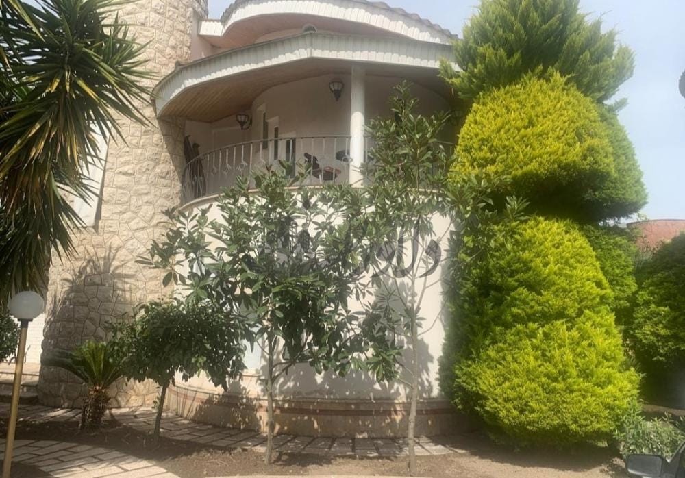 اجاره واحد شهرکی – ۱۸۰ متر بنا / سهخواب اجاره واحد شهرکی – ۱۸۰ متر بنا / سهخواب