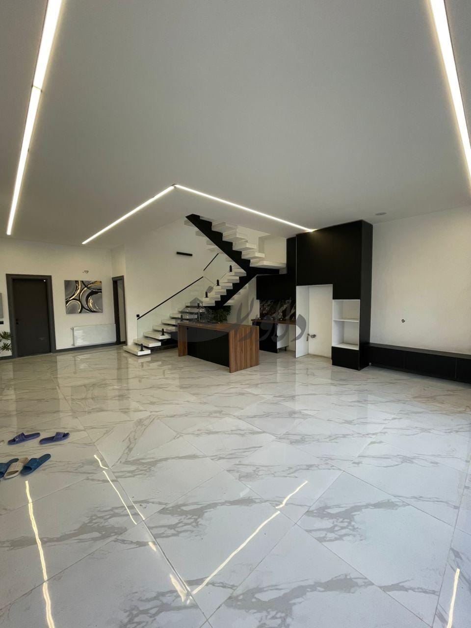 ویلای شهرکی نوساز استخردار رویان ویلای شهرکی نوساز استخردار رویان