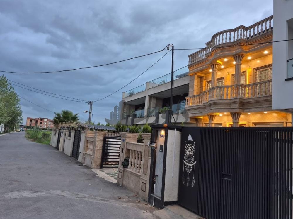 🏡 فروش ویلای استخردار در سرخرود 🏡 فروش ویلای استخردار در سرخرود