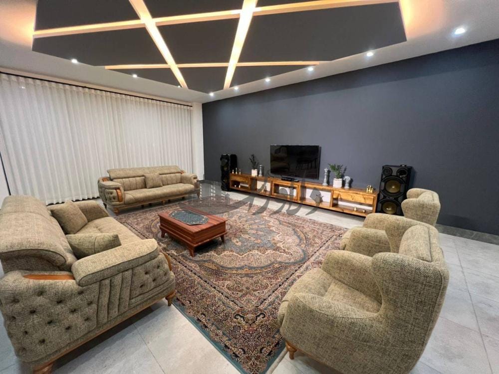 🏡 ویلای لوکس استخردار در ایزدشهر 🏡 ویلای لوکس استخردار در ایزدشهر