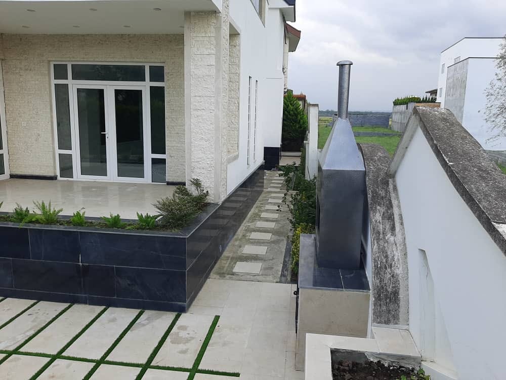 فروش ویلا دوبلکس ۳۸۰متری استخردار شهرکی در منطقه برند فروش ویلا دوبلکس ۳۸۰متری استخردار شهرکی در منطقه برند