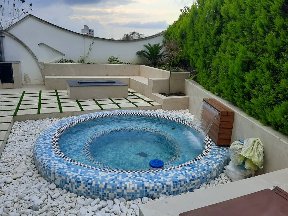 فروش ویلا دوبلکس ۳۸۰متری استخردار شهرکی در منطقه برند فروش ویلا دوبلکس ۳۸۰متری استخردار شهرکی در منطقه برند