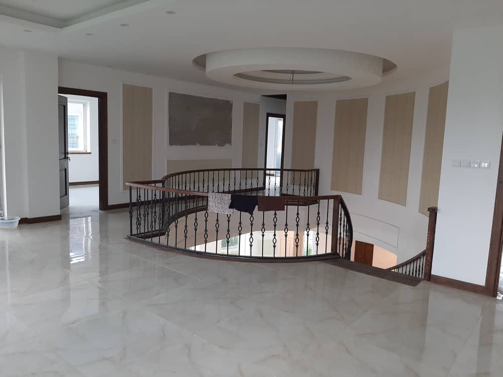 فروش ویلا دوبلکس ۳۸۰متری استخردار شهرکی در منطقه برند فروش ویلا دوبلکس ۳۸۰متری استخردار شهرکی در منطقه برند