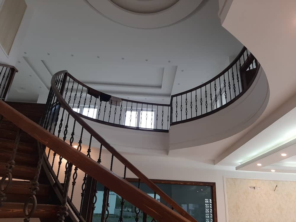 فروش ویلا دوبلکس ۳۸۰متری استخردار شهرکی در منطقه برند فروش ویلا دوبلکس ۳۸۰متری استخردار شهرکی در منطقه برند