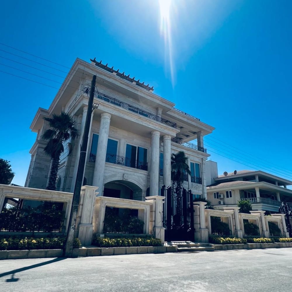 کاخ ویلای تریبلکس۷۵۶متری بی نظیر در منطقه ی ایزدشهر(شهرکی) کاخ ویلای تریبلکس۷۵۶متری بی نظیر در منطقه ی ایزدشهر(شهرکی)