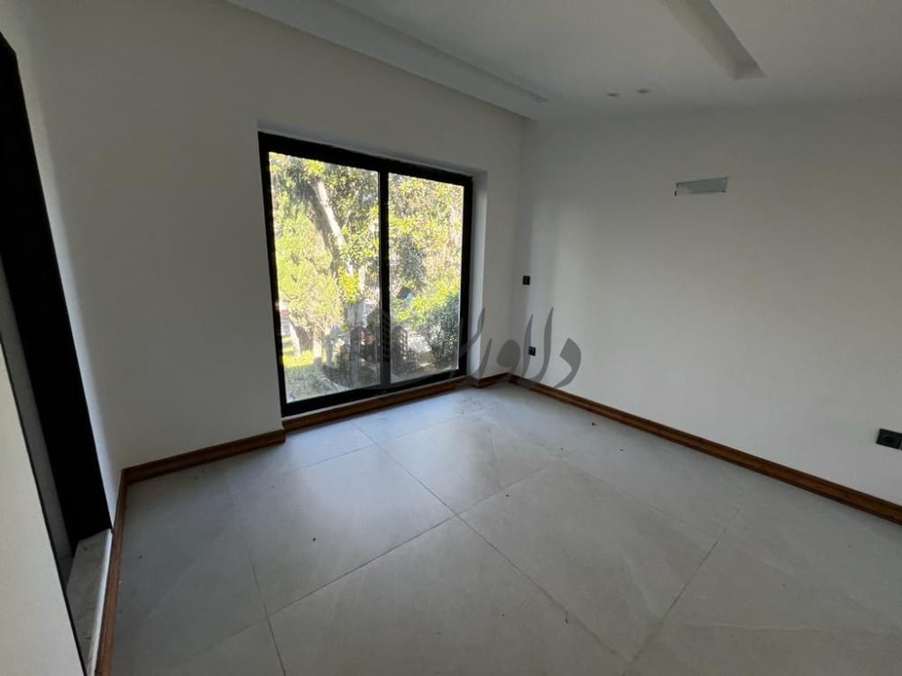 ویلای دریا کنار شهرکی 408 متری نوساز استخردار ویلای دریا کنار شهرکی 408 متری نوساز استخردار