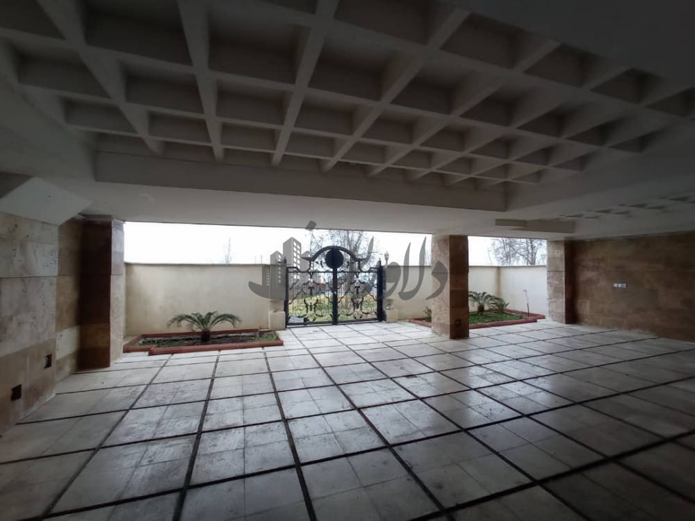 آپارتمان قواره اول دریا 215 متر در محمودآباد آپارتمان قواره اول دریا 215 متر در محمودآباد