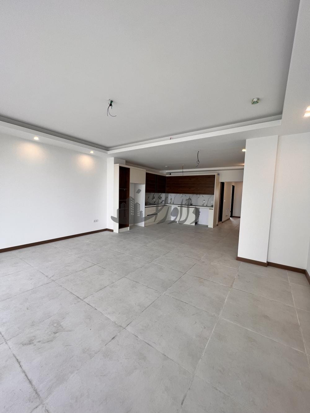 آپارتمان ساحلی ۱۱۰ متر فاصله ۵۰ متری دریا آپارتمان ساحلی ۱۱۰ متر فاصله ۵۰ متری دریا